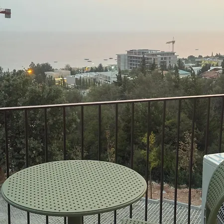 Διαμέρισμα Ori Drymades Gjilek